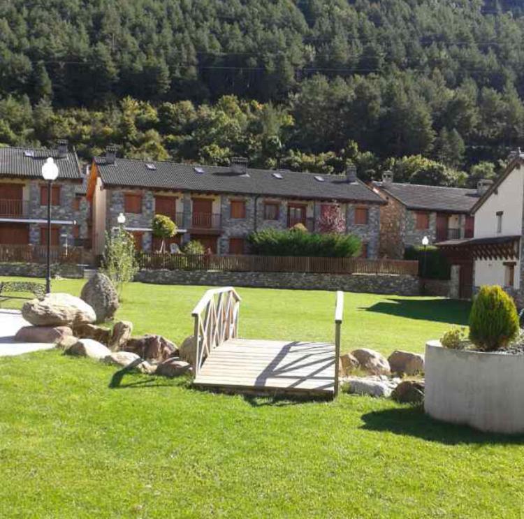 Pico Almanzor Villanúa Exterior foto